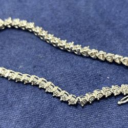 Stunning Unisex Tennis Bracelet 14k White Gold