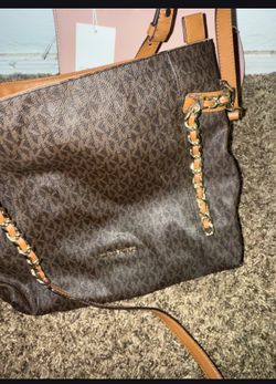 Mk purse