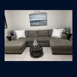 Sofa / sleeper / Storage 