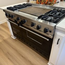  VIKING RANGE- Built For A Chef