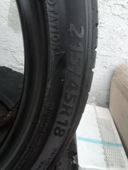 275/45R18 Car Tire
