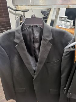 Mens Suites 46R