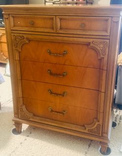 FREE Thomasville 5 drawer lingerie chest