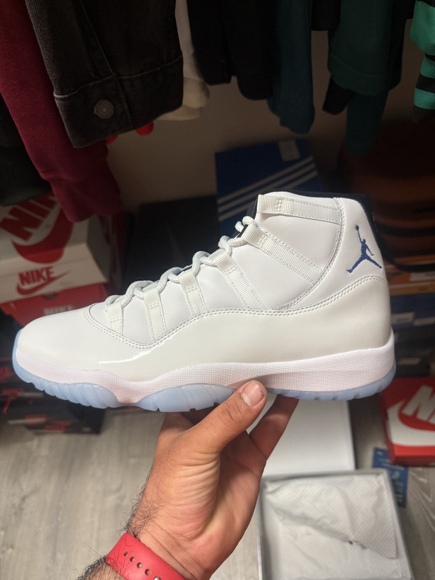 NEW Jordan Retro 11 Columbia Legend Blue Size 11