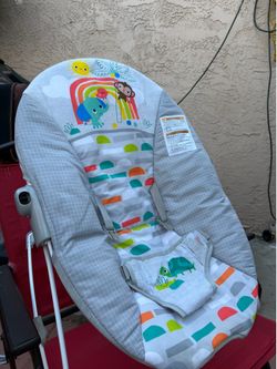 Baby bouncer / BARELY USED