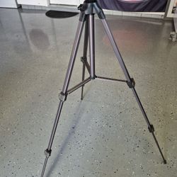 TRIPOD