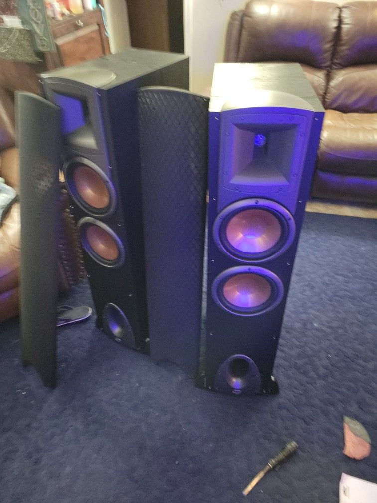 Klipsch Tower Speakers π
