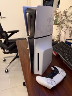 PS5 Slim