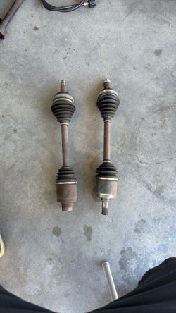 B Series Integra Axel