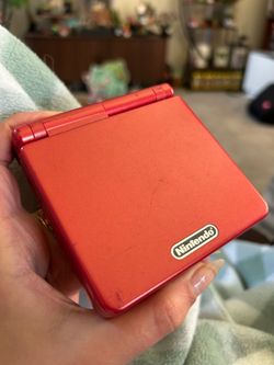 GameBoy w/ Pokémon Firered
