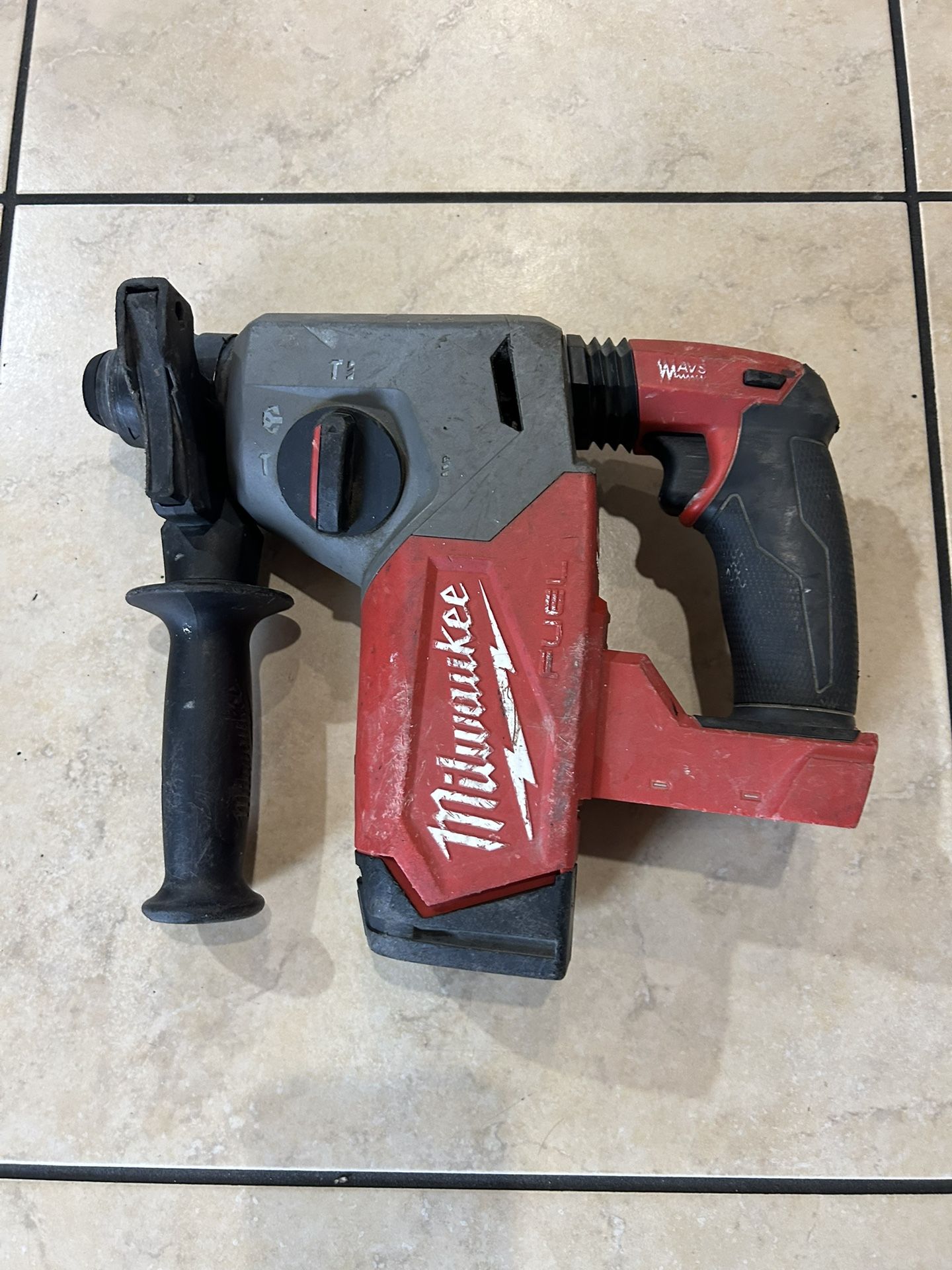 Milwaukee M18 Fuel Roto Hammer