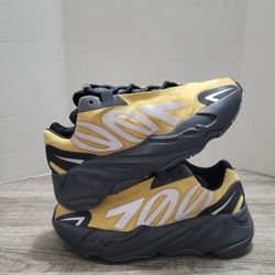 Adidas Yeezy 700 MNVN "Honey Flux" Yellow size 4
