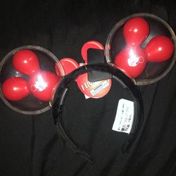 Disney parks light up ballon ears