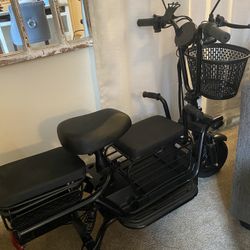 Three wheeler adult scooter just purchased without the warranty could not return it and I wrote it twice. I broke the charger ’