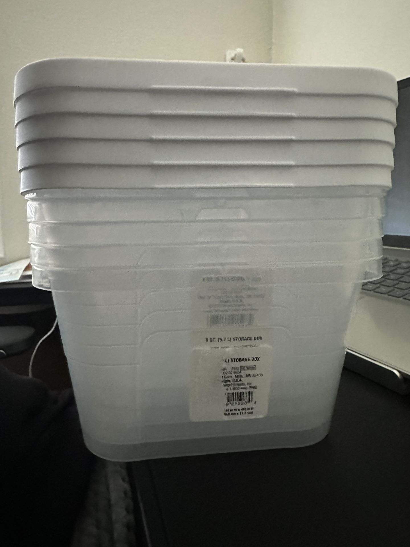 Storage Containers / Storage Bins