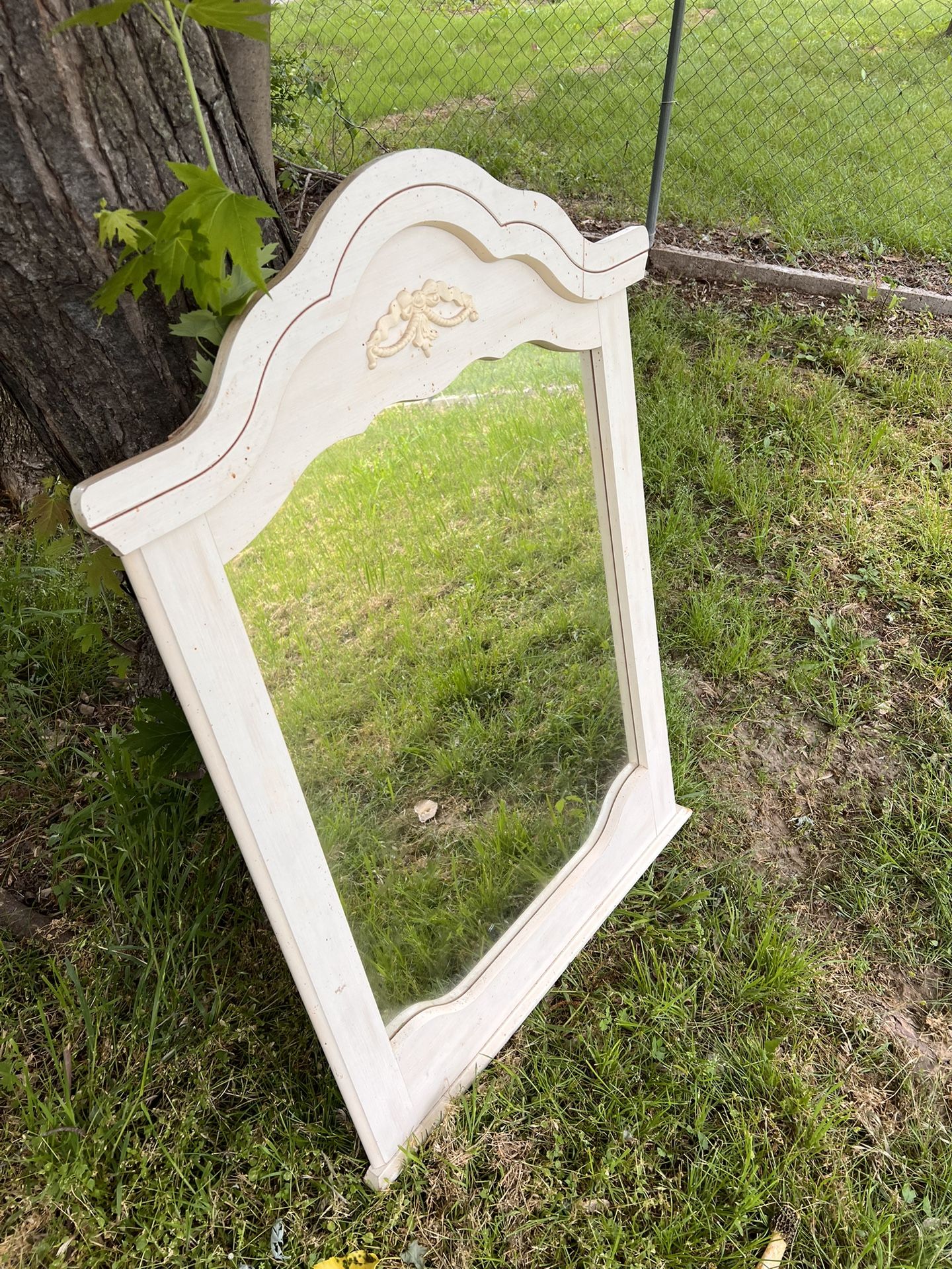 Beautiful Cream White Mirror