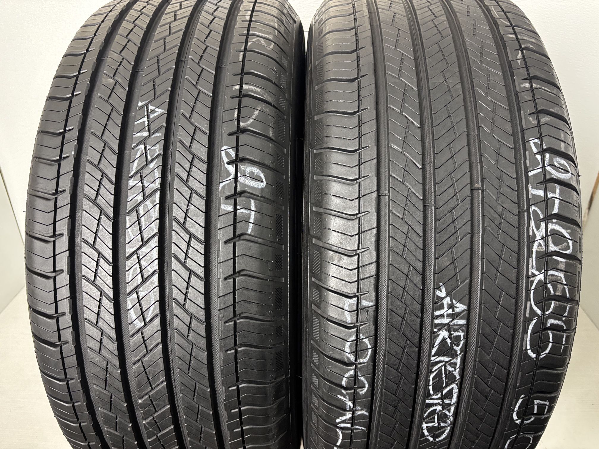 2 Tires 265 50 20 Michelin Primacy All Season Like New
