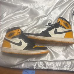 Jordan 1 Taxis Size 9