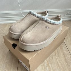 UGG Tazz Slipper ‘Sand’ GS Size 6y 