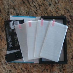 Pack Of 4 (Open Box) Screen Protectors 9H (See Pictures Of Back Of Box To See Which Phones It Works For)