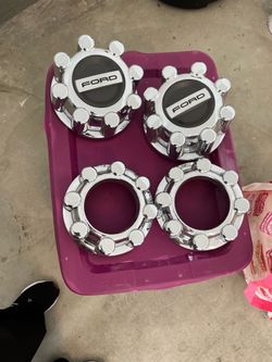 Ford hubcaps
