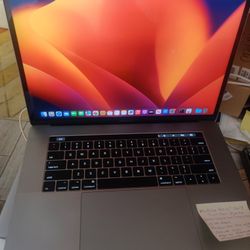 MacBook Pro 2017 15" Touch Bar Retina Intel Core i7-7th , 16gb Ram, 500gb SSD, Radeon Pro 560 4GB Graphics , macOS Ventura, Microsoft Office