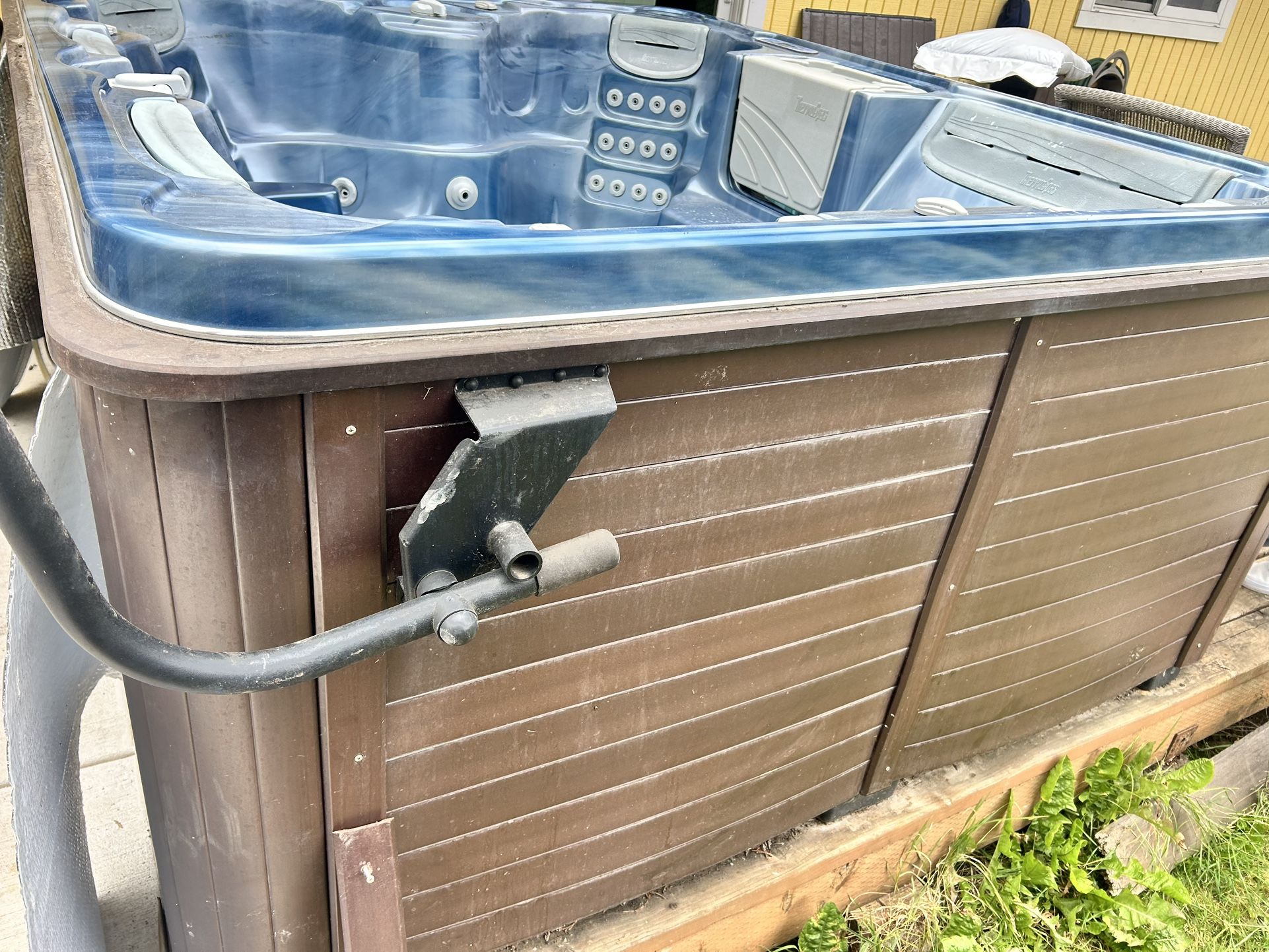 Jacuzzi