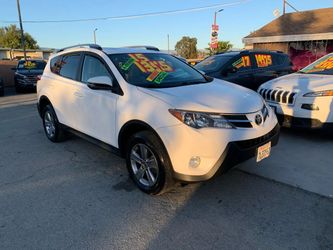 2015 Toyota RAV4 FWD 4dr XLE