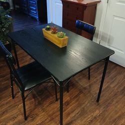 Dining Set w/2 Chairs And Table