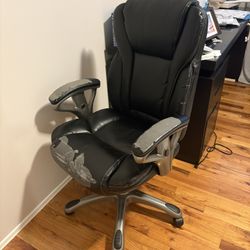 Free Office Chair –  (Good Condition, Peeling)