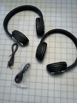 Headphones 🎧