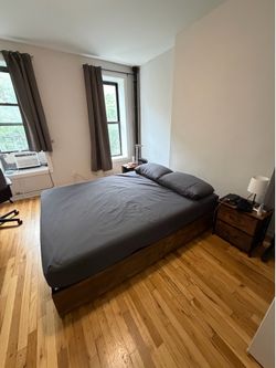Moving out Sale: Entire Apt Bundle (Queen Bed Set, Couch, TV, AC, Desk)