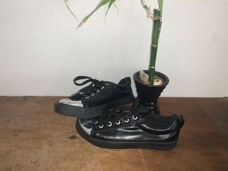 🔐 New Big Girls Size 4 Twisted Kix Lo 240 Sneakers