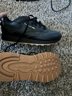 5Y Reebok Sneakers Black