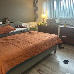 King Size Bed Mattress + Frame 