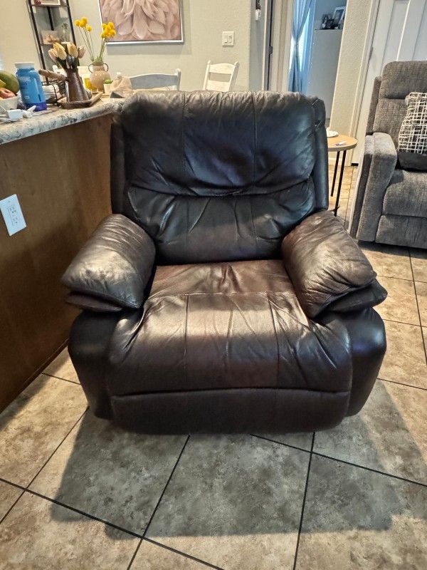 Recliner Dark Brown