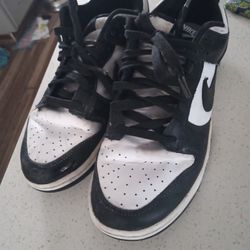 Shoes Nike Mens 10. Panda Dunks 