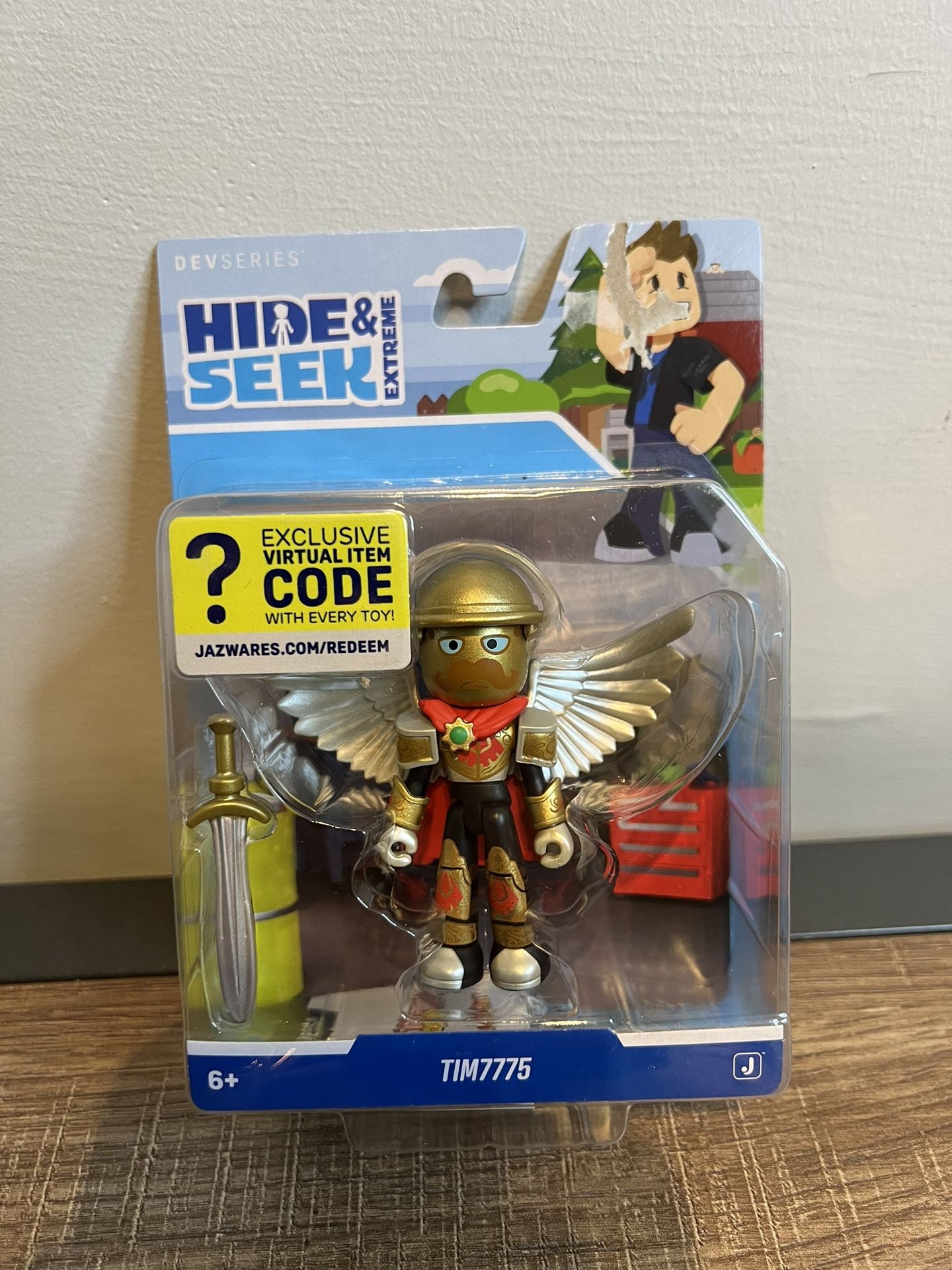 Roblox DevSeries Hide & Seek Extreme: TIM7775 Toy Figure w/Virtual Item Code NEW