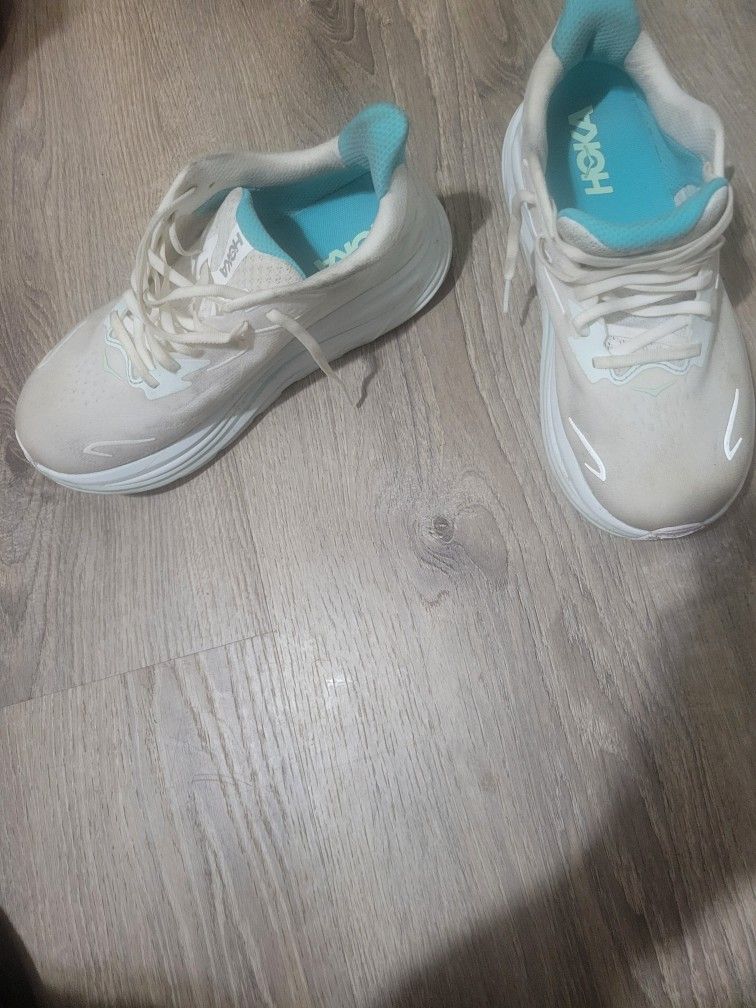 HOKA ONE ONE WOMEN'S