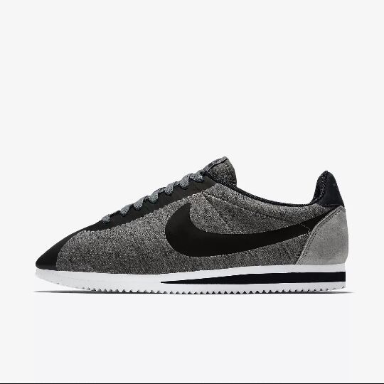 Nike Cortez tech fleece shoes