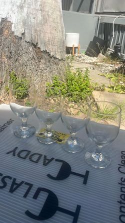 Vintages wine glasses