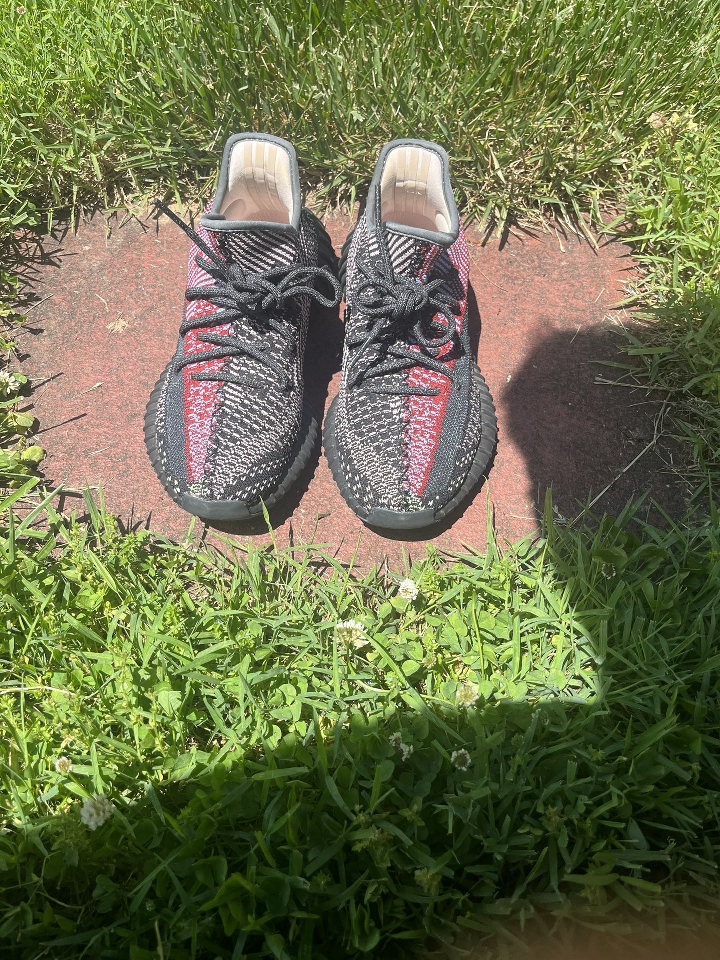 YEEZY 350 BOOST YECHEIL SIZE 7