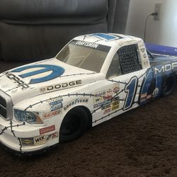2004 Moto Concepts Inc RC NASCAR Mopar Truck