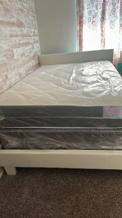 Full size bed set pick up only