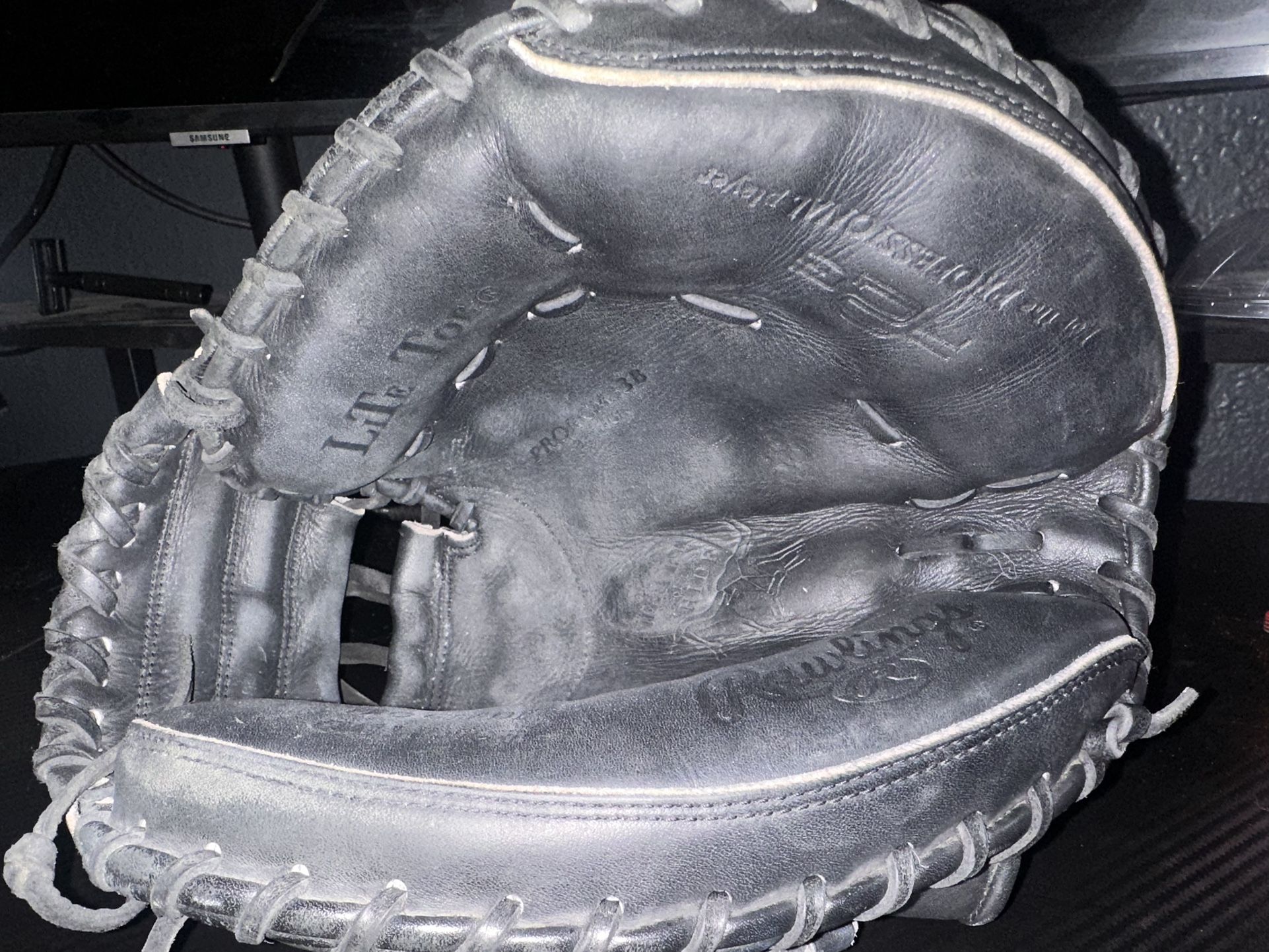 heart of the hide catching glove