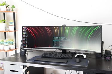 Samsung Odyssey G9 49” 240hz Ultrawide G-Sync Gaming Monitor