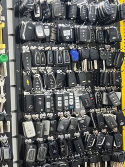 Car Keys for Many Vehicles