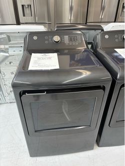 BEAT THE HEAT🔥 GET THE DEAL😎 on a 7.4 Cu Ft Front Load Electric Dryer