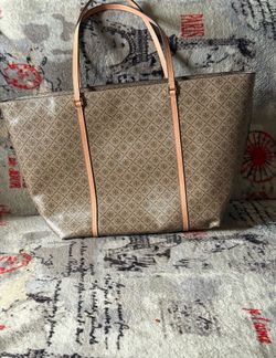 Tory Burch