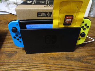 Nintendo SWITCH  ( NOT OLED)
